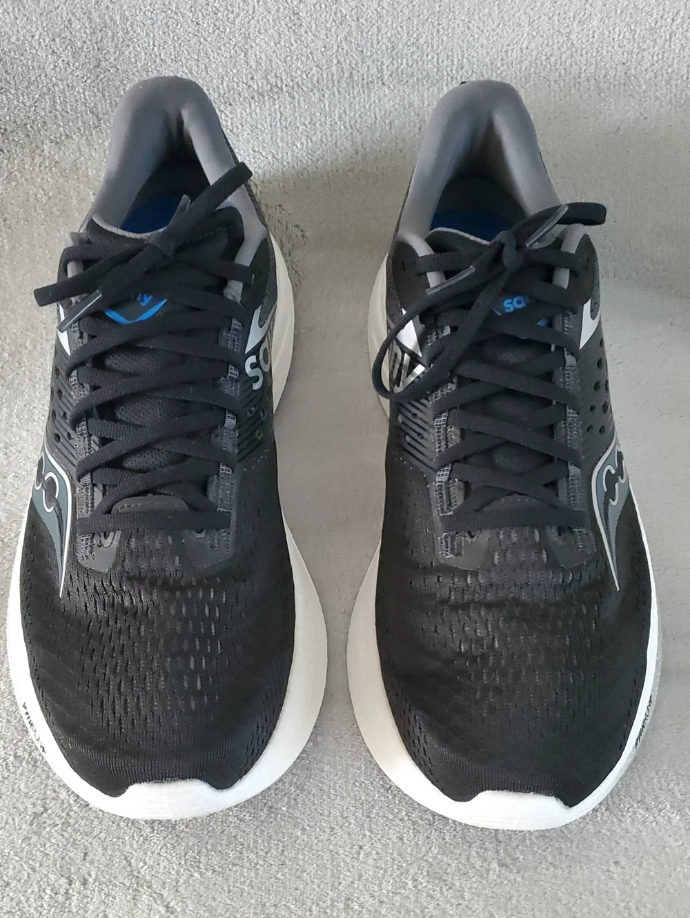 SAUCONY Ride 17 Form Fit Black/White Running Shoes MEN'S SIZE: 12